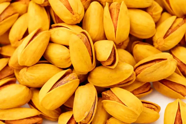 Premium saffron pistachios